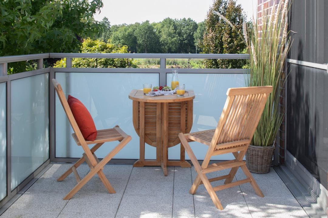 Balcony Klapptisch mit Woodie Klappstuhl