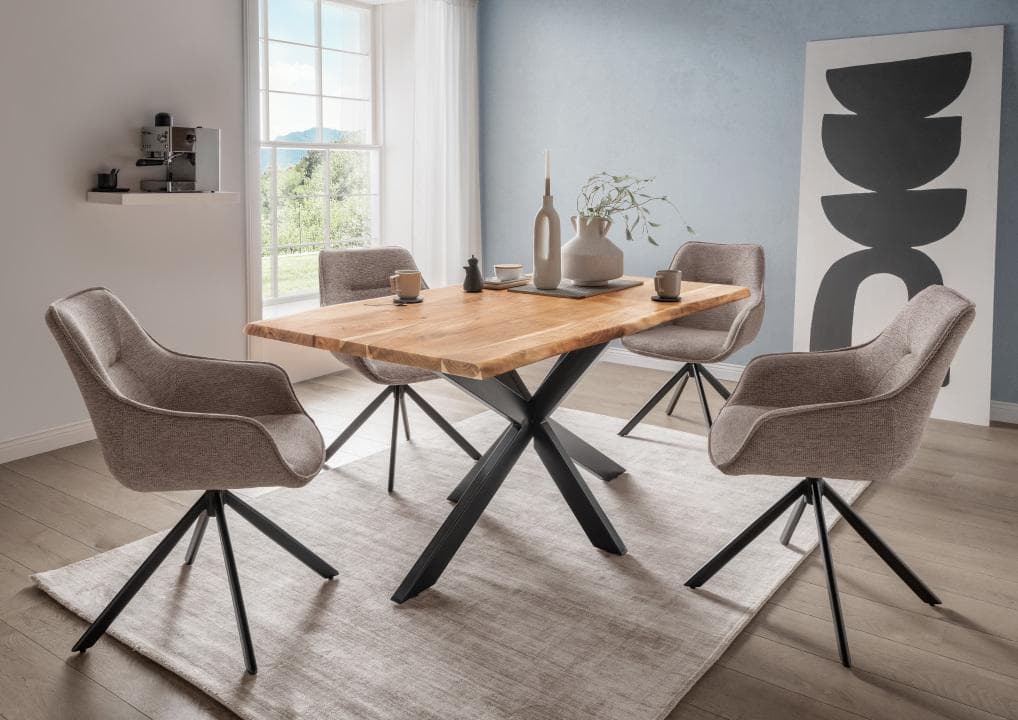 Catania Tisch mit Diningsesseln San Carlo light brown