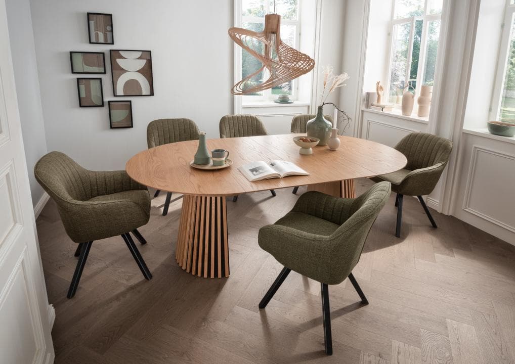 Oria Diningtable ausziehbar mit Diningsesseln Matera green
