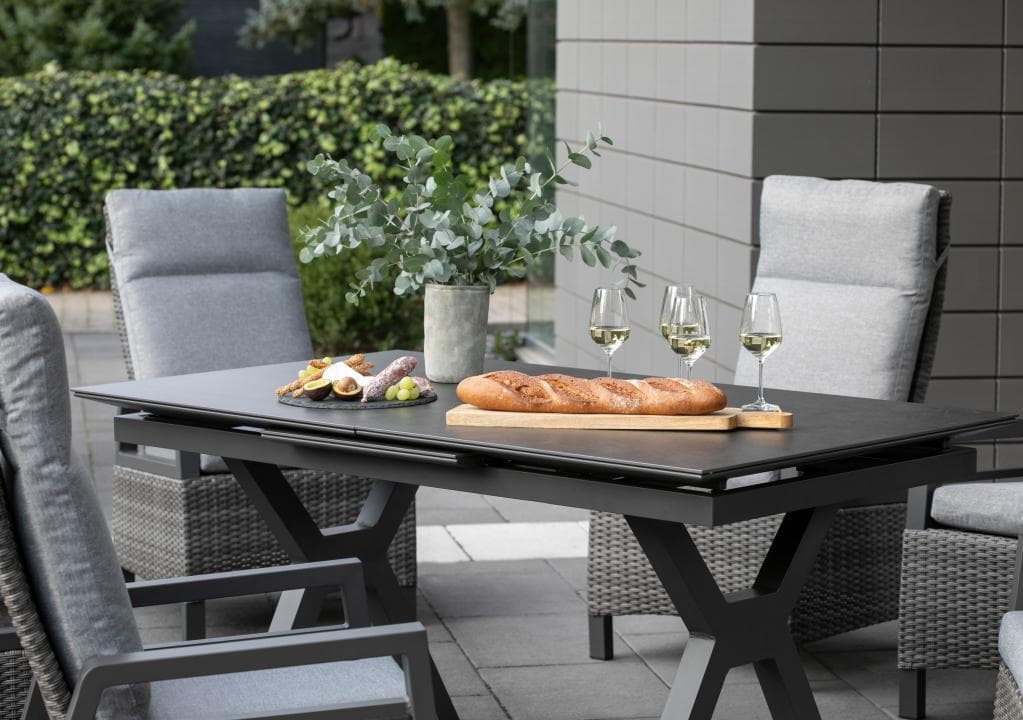 Montana Dining Relaxsessel mit Hammond Ausziehtisch